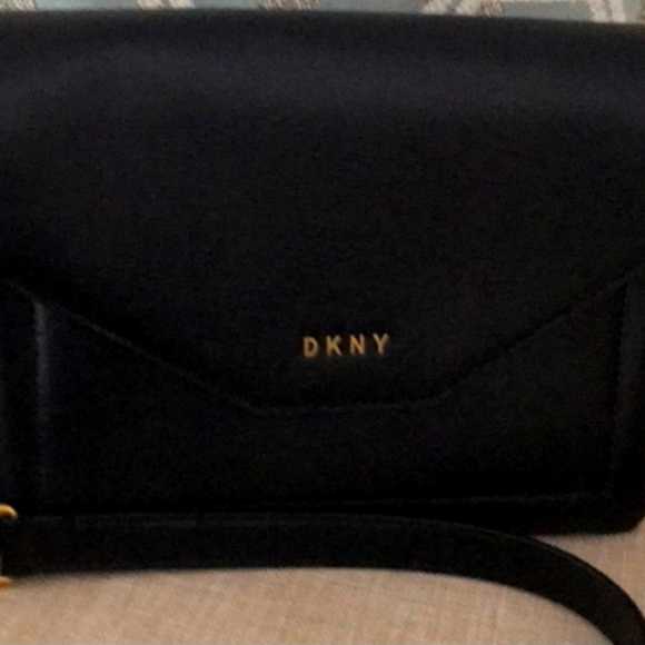 Dkny Bags Dkny Black Leather Crossbody Poshmark
